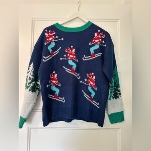 33 Degrees Ski Sweater. Medium winter sweater